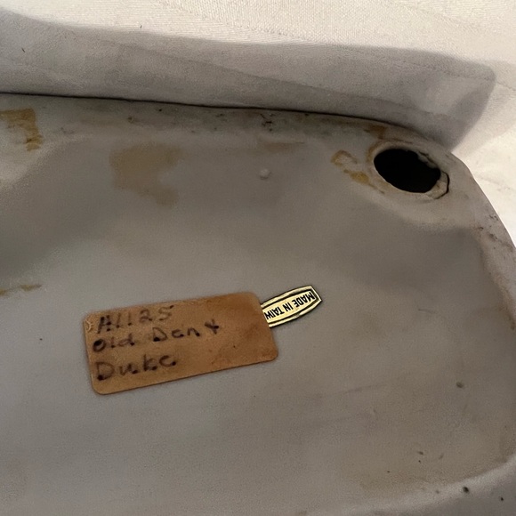 Statue - Picture 3 of 3